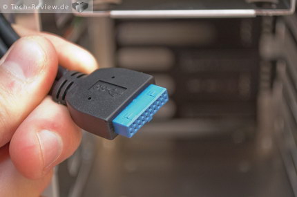 Der USB3.0-Anschluss des Front-Panels für das Mainboard