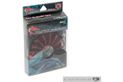 Die Verpackung des Aerocool Shark Fan Devil Red Edition